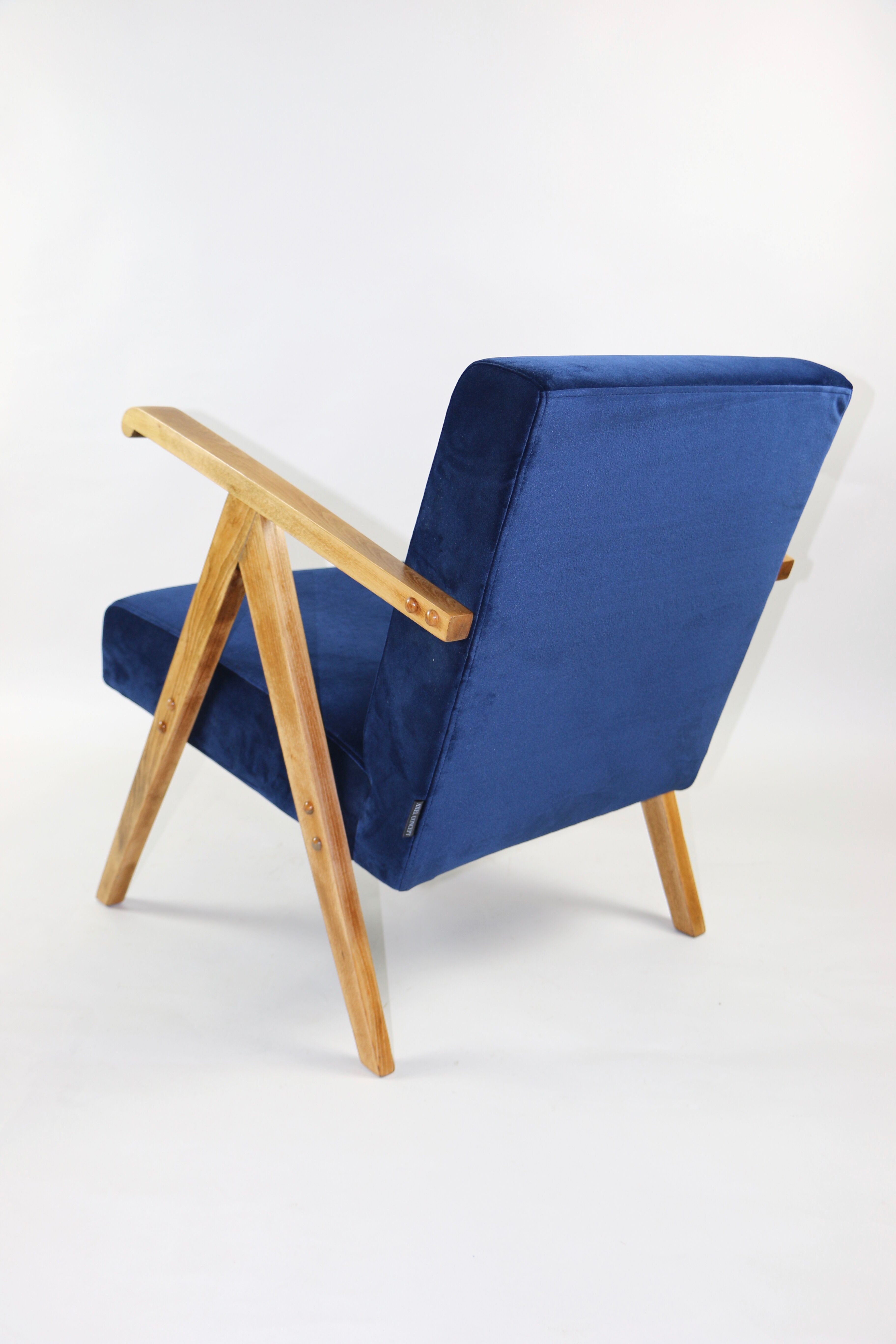 Fauteuils en velours bleu 1970