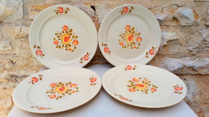 Floral plates sandstone St Amand Bergen