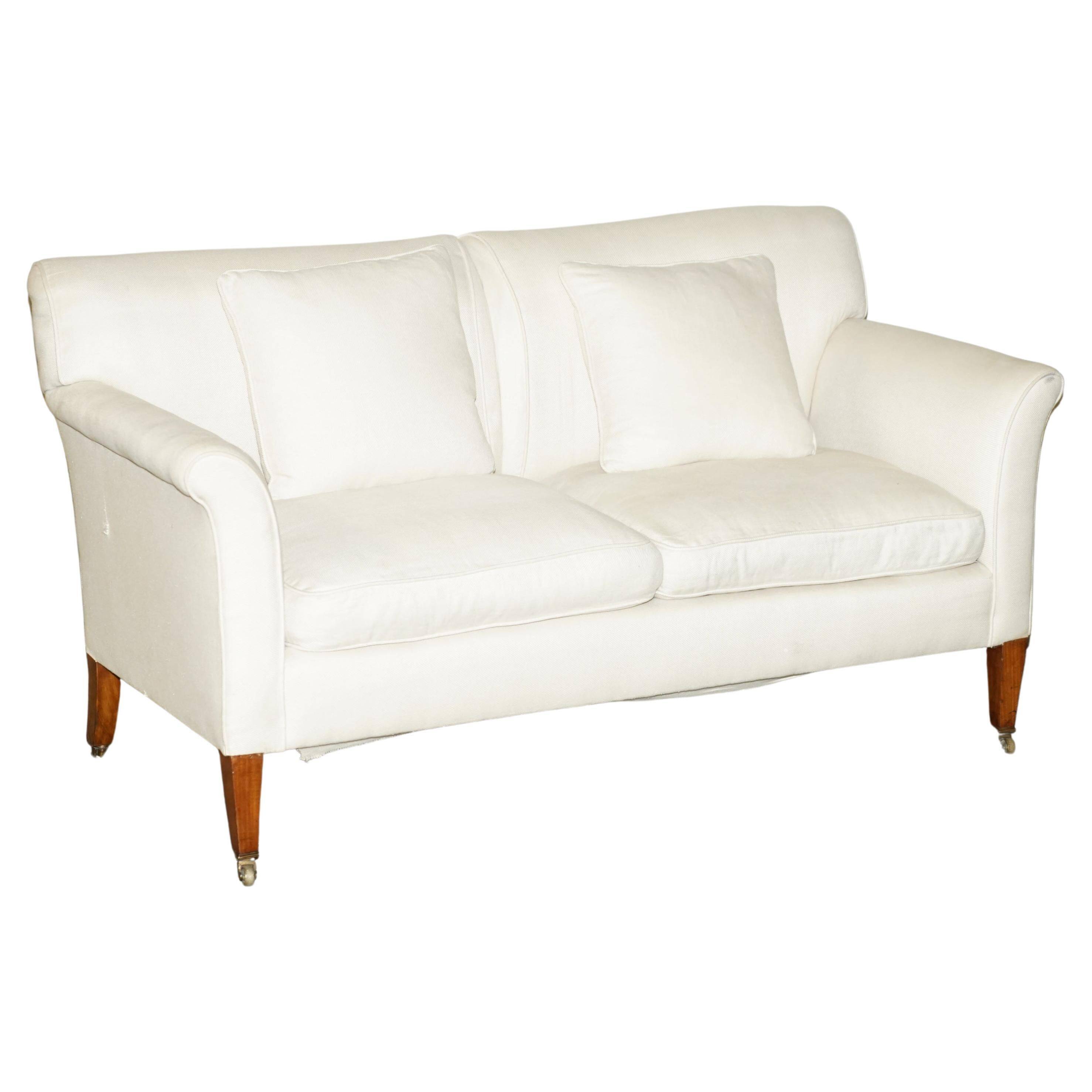 Victorian Howard & Son two-seater canapé fully stamped.