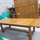 LOT Solid Oak Country Table and 6 Straw Seated Chairs