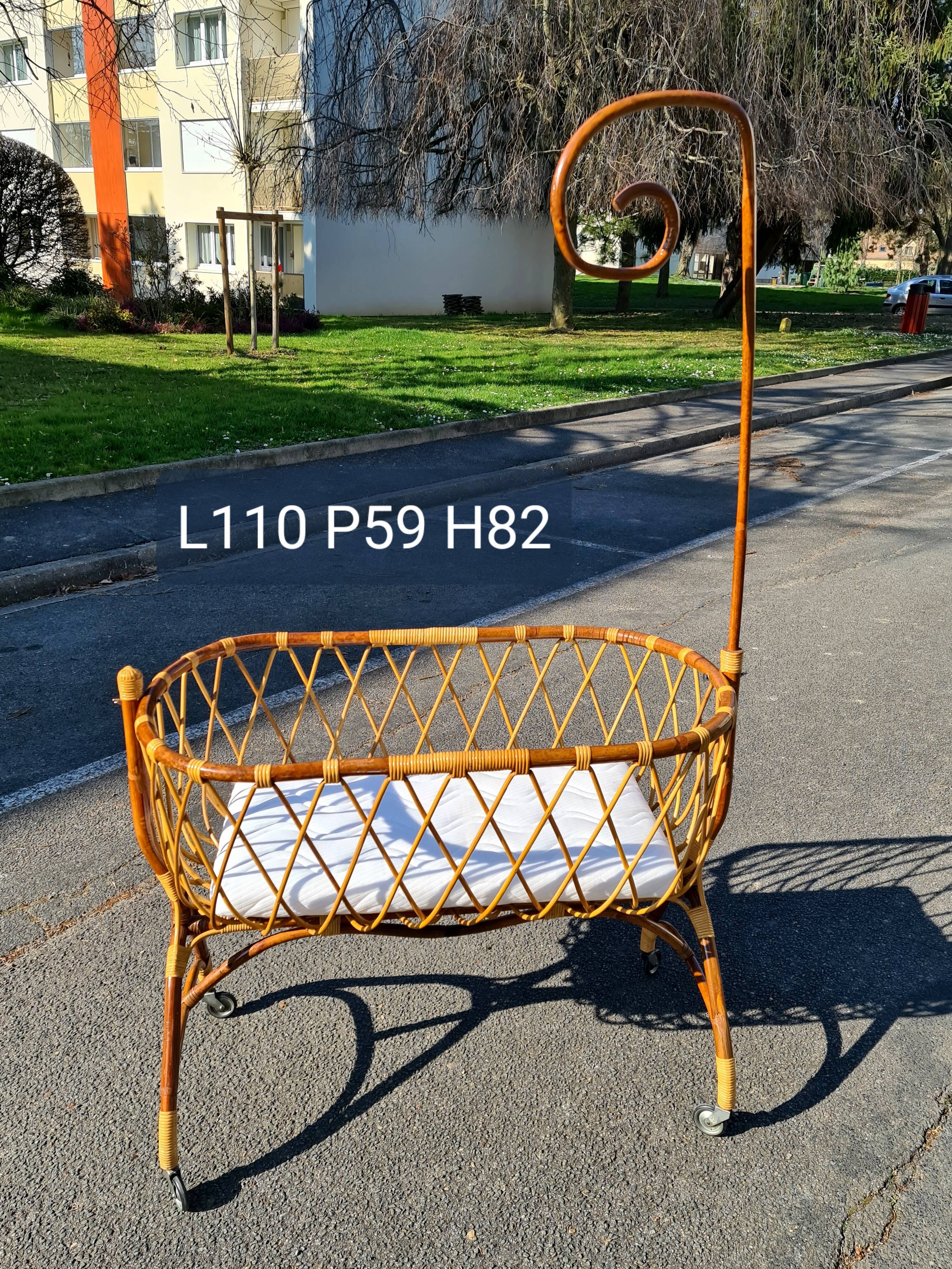 Cradle cot rattan bamboo vintage