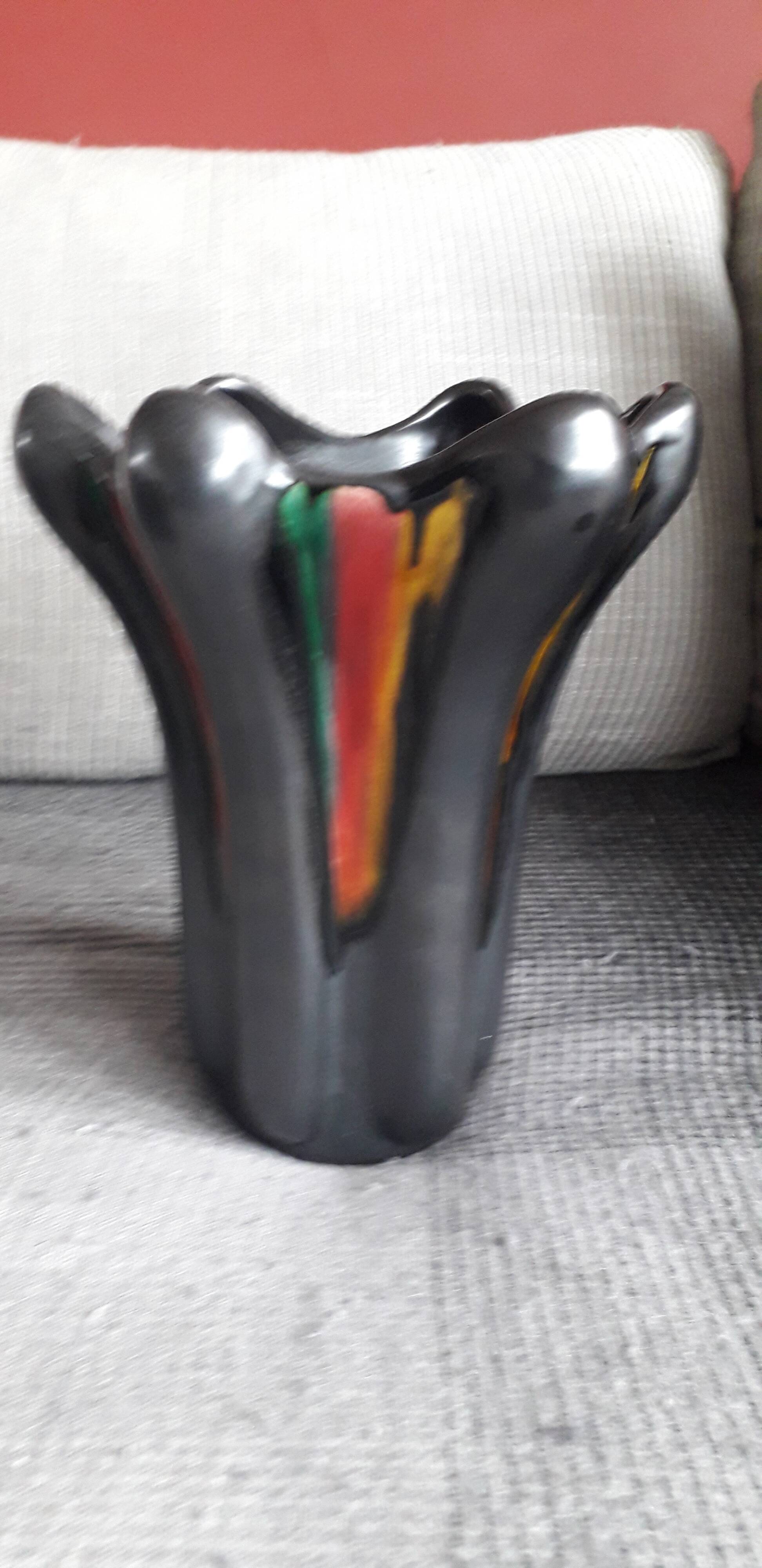 Very original vintage ceramic vase signed