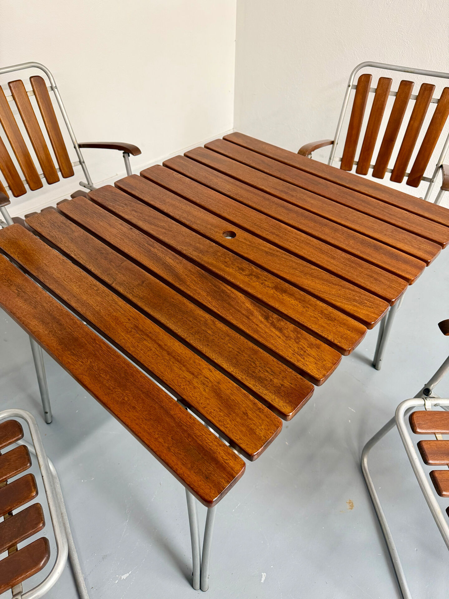Vintage folding garden set table 4 chairs wood and metal 1960