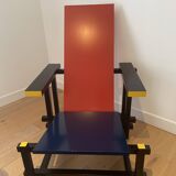 Gerrit T. Rietveld armchair red & blue