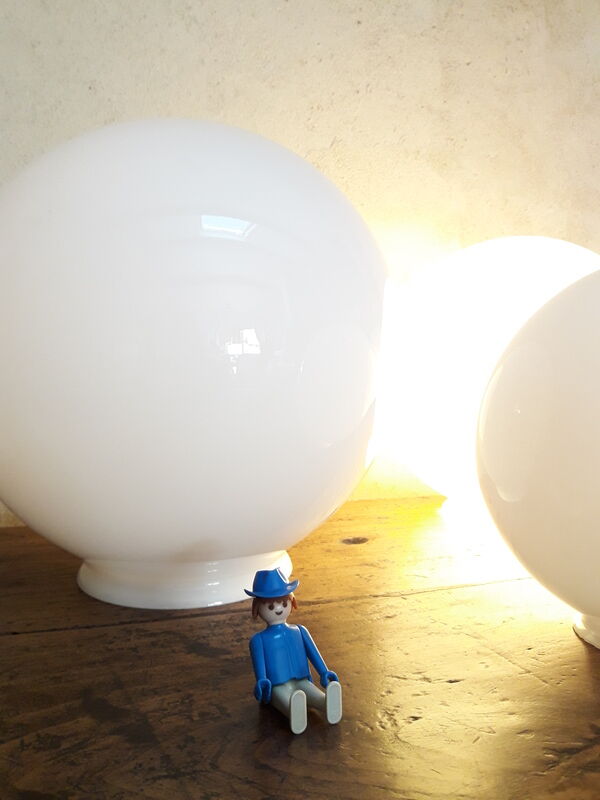 Globe 20cm en verre blanc ancien pour lampe suspension