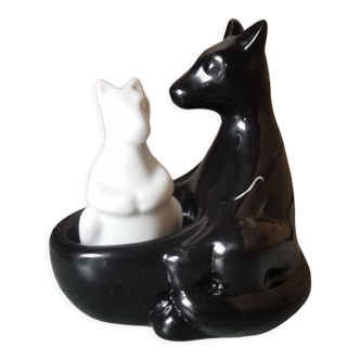 Pepper shaker kangaroo ceramic