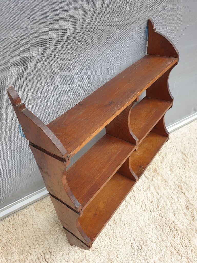 Etagère murale en accolades bois vintage 3 tablettes