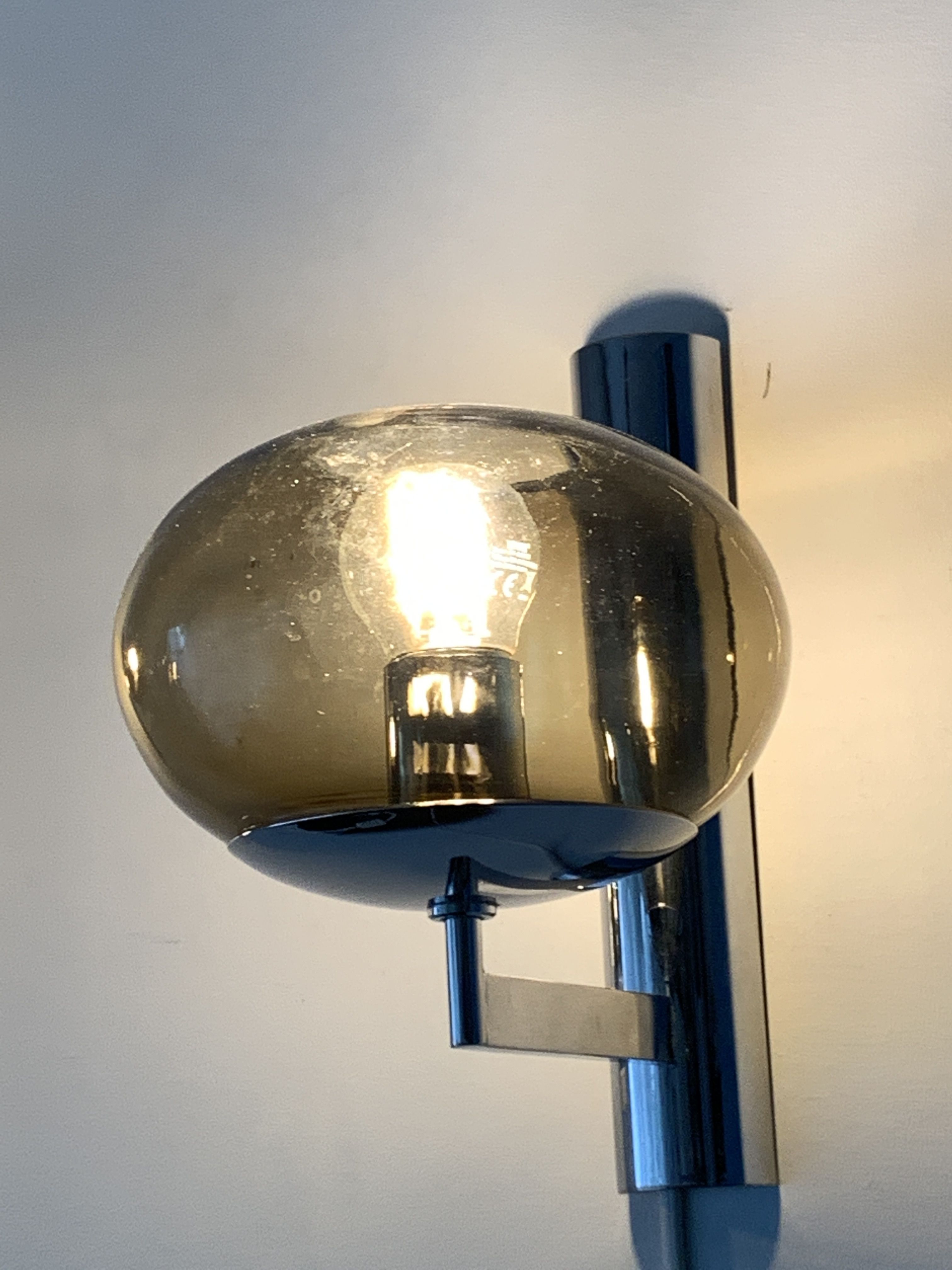 Pair of chrome metal sconces and smoked glass from Sciolari, 1970