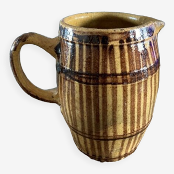 Sandstone pitcher