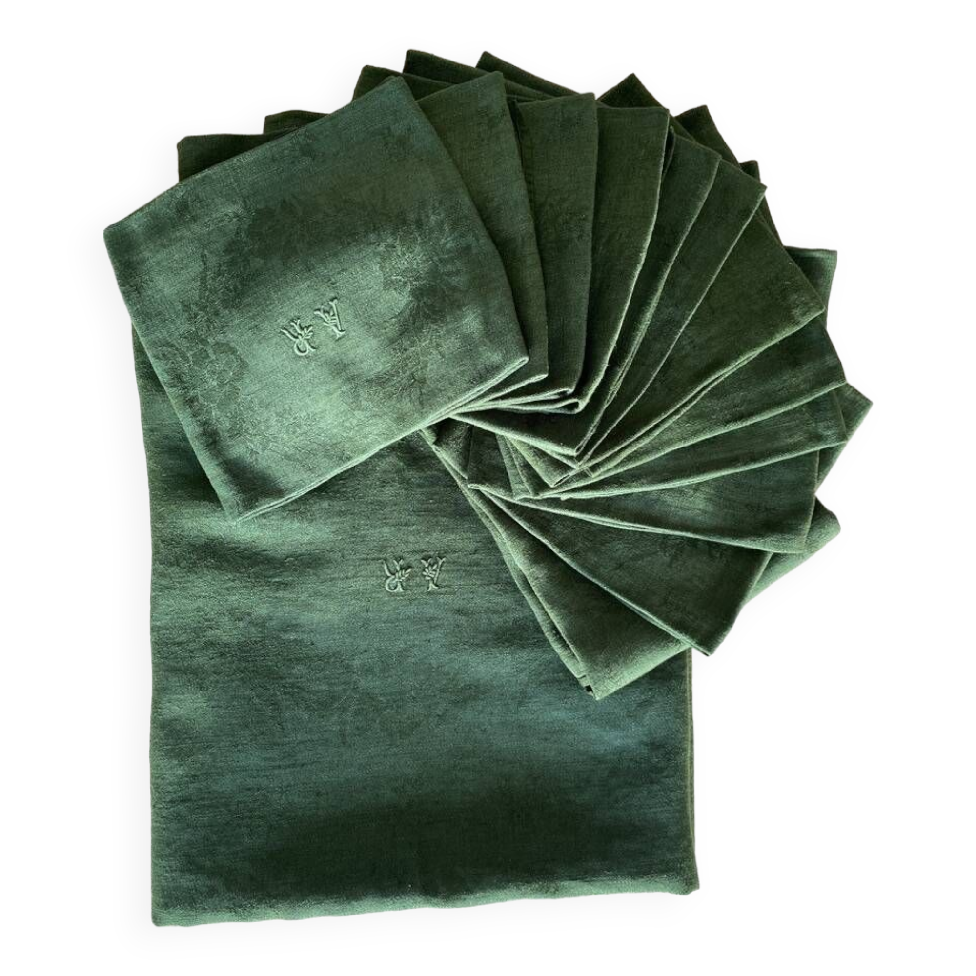 Old tablecloths and its 12 AR monogram damask napkins - 125x186 cm - cotton
