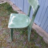 Chaise de bistrot ancienne