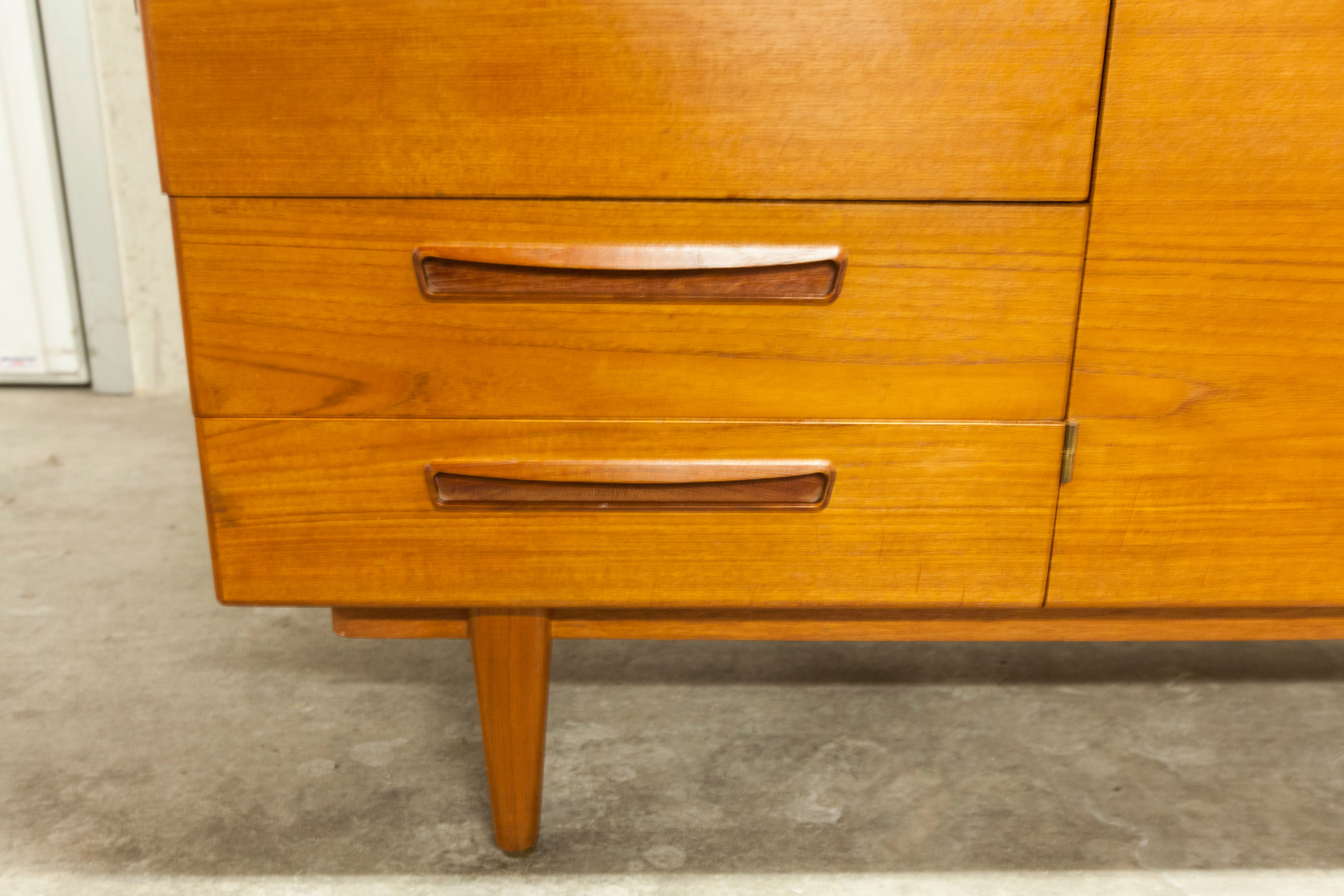 Danish Scandinavian wardrobe signed Sven Ellekaer 1960 3 doors 2 drawers with mounting plan