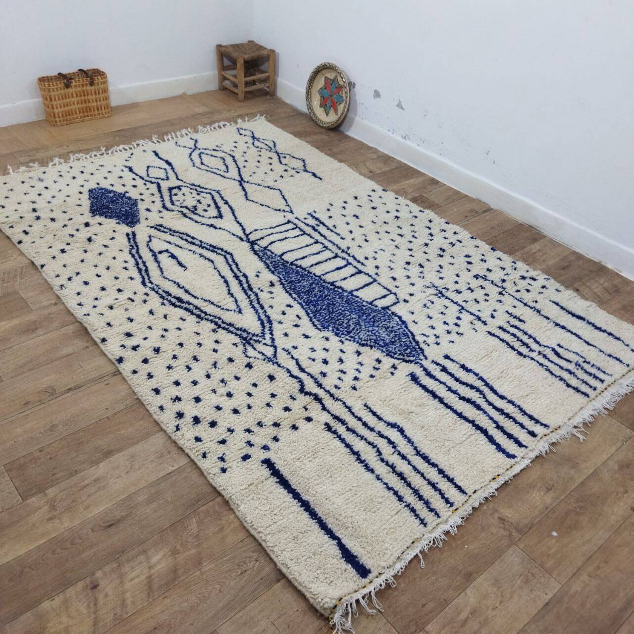 Vintage Azilal rug 290x196 cm - Blue geometric patterns