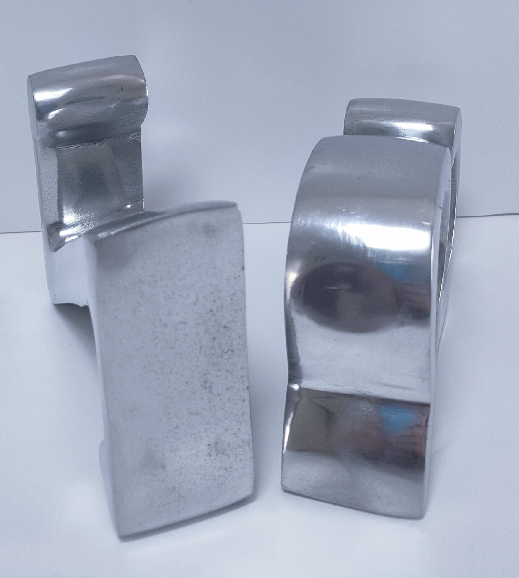 Paire de serre-livres "A" et "Z" en fonte d'aluminium