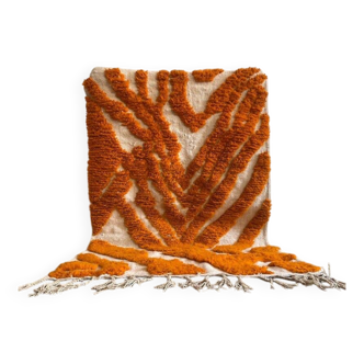 Handmade natural Moroccan Berber rug size 2.5/2.5 m.