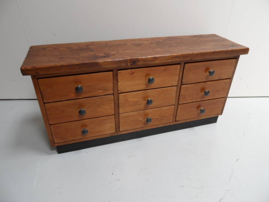 Cabinet de classement en pin vintage avec tiroirs