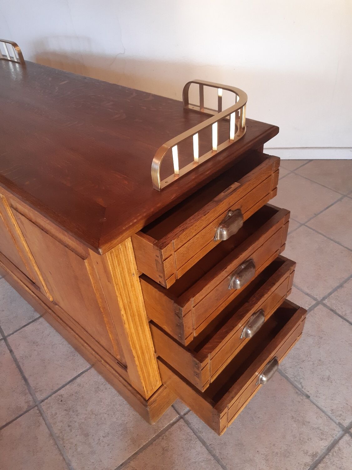 Countertop furniture 8 drawers kitchen island
