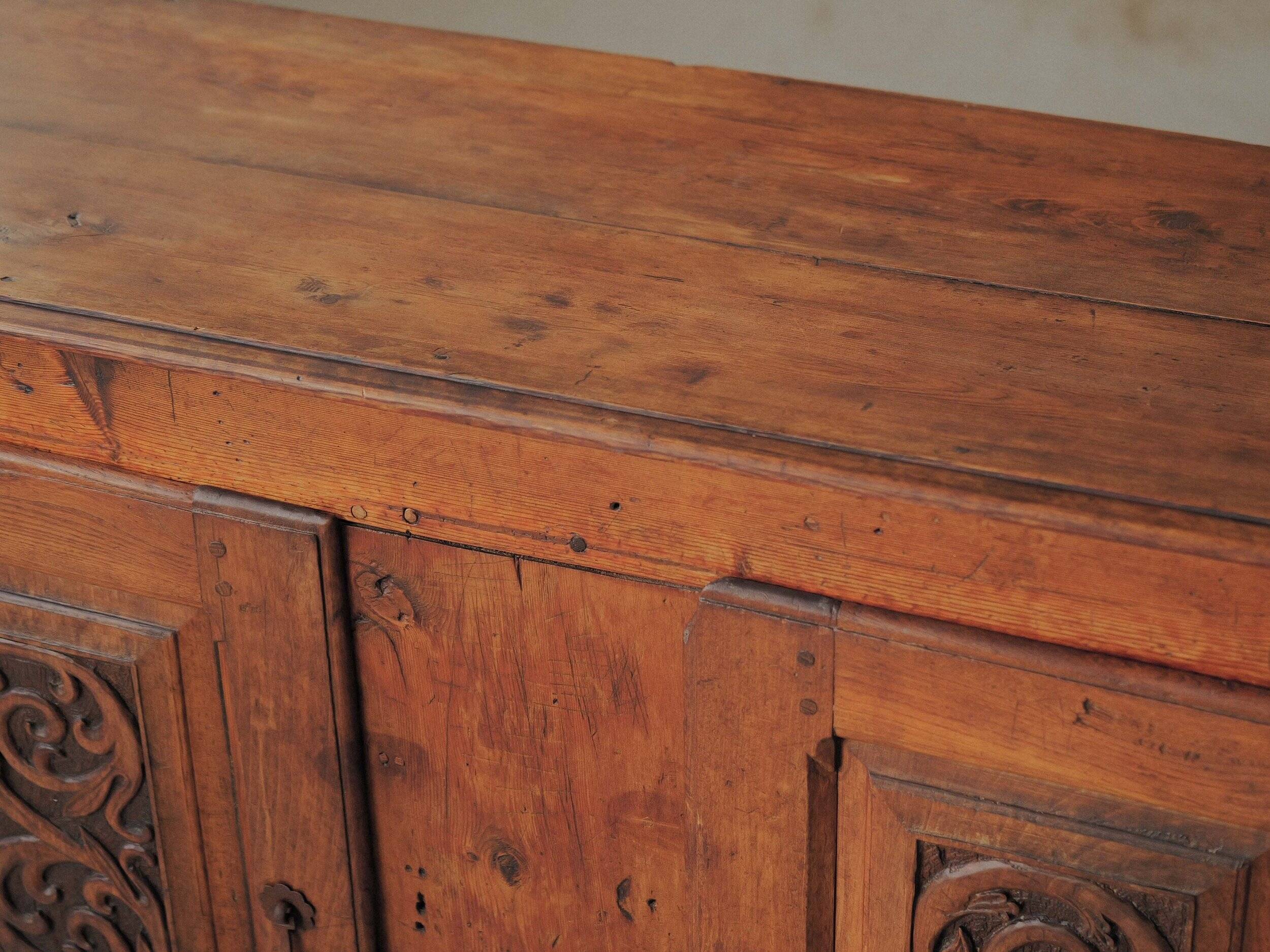 Mountain buffet in larch and solid pine, Folk art, 19th century