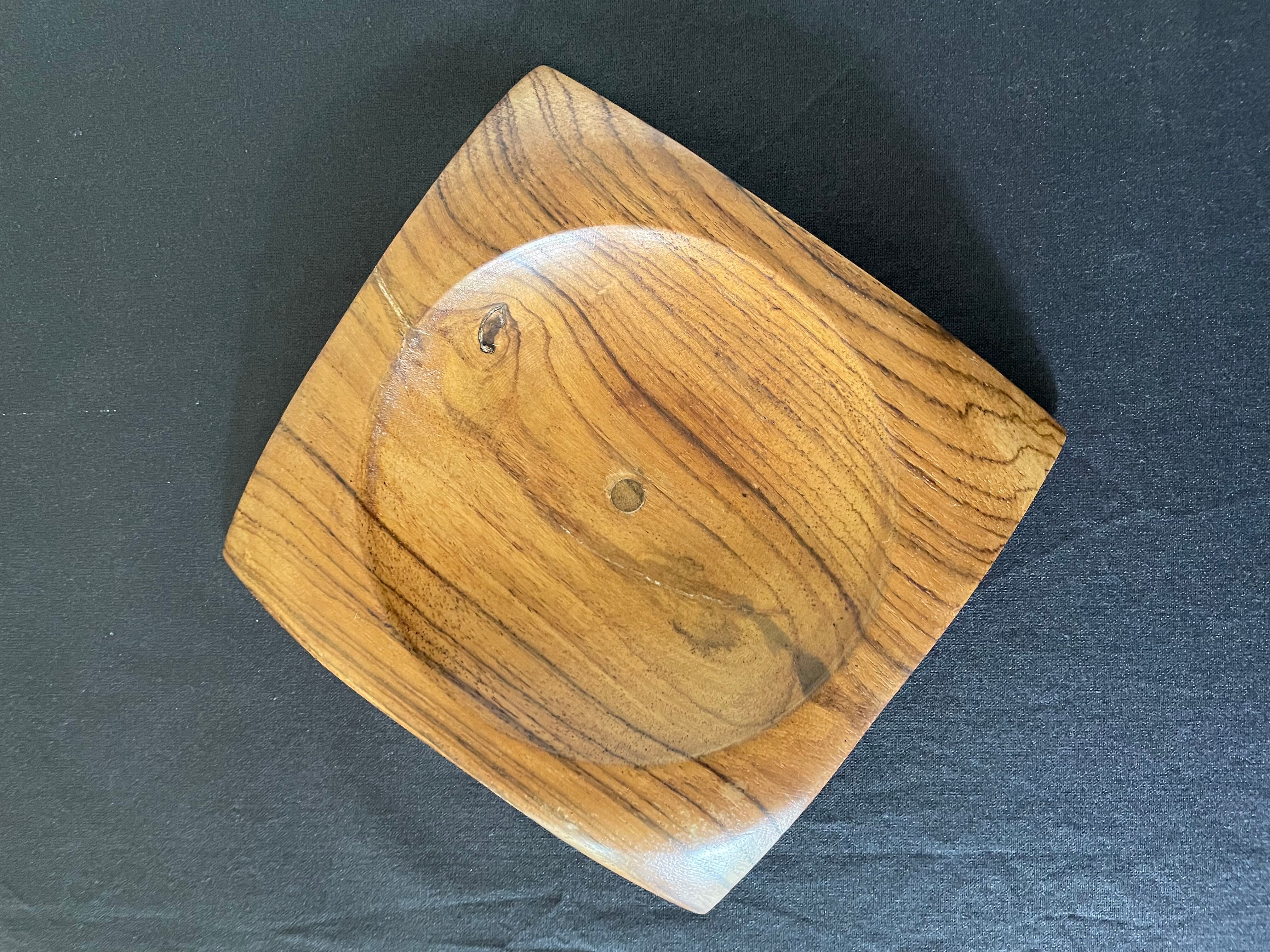 Turned wooden pocket tray