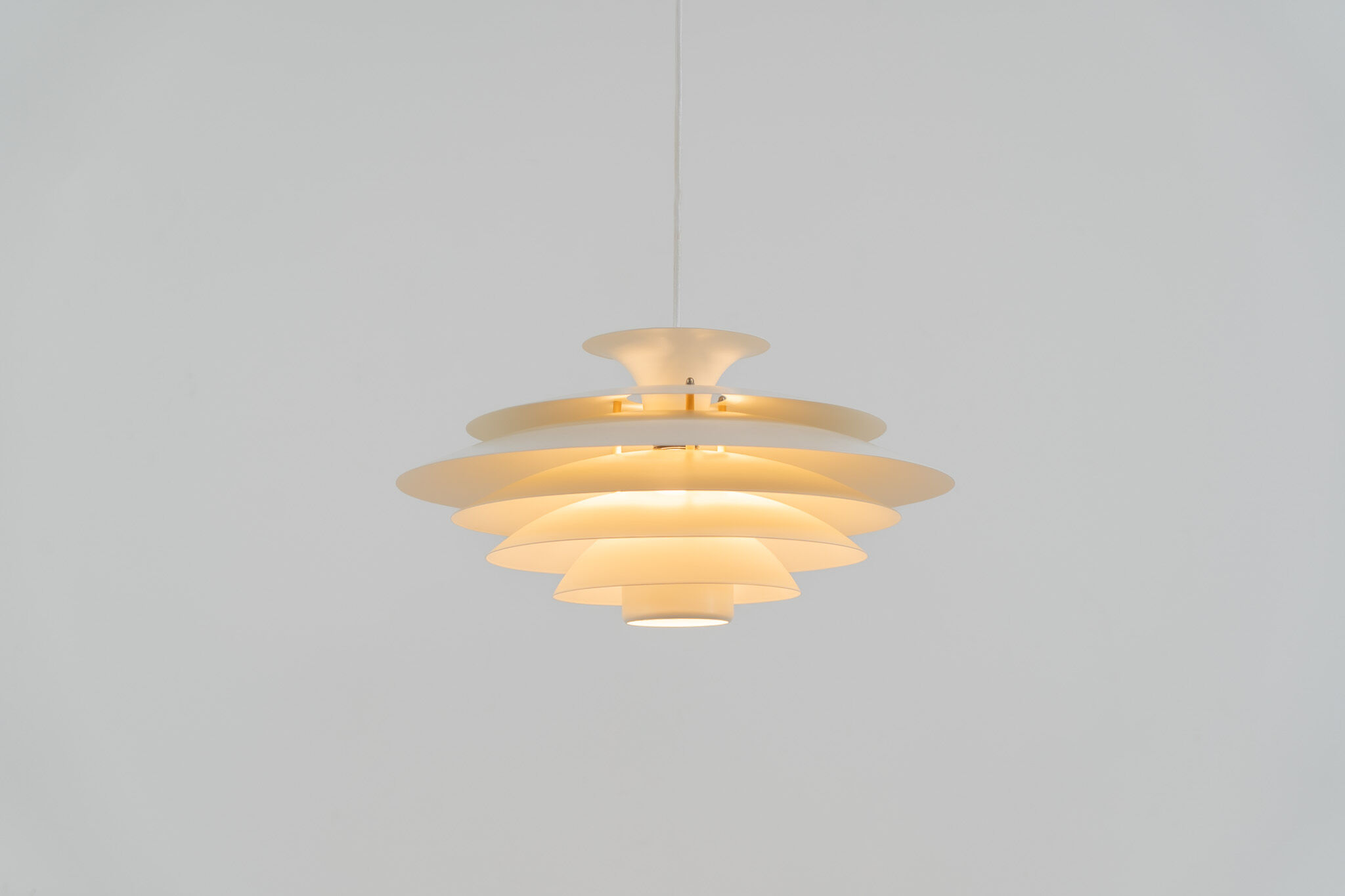Model 52580 pendant light by Form Light