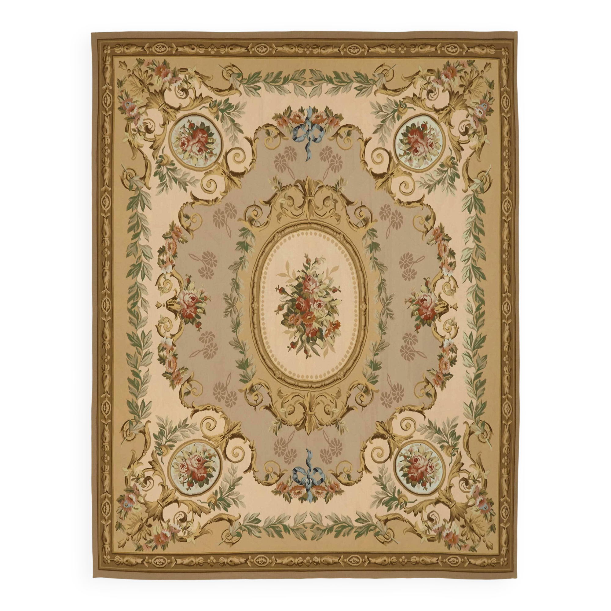 Handmade European Vintage Aubusson Kilim 263 cm x 334 cm