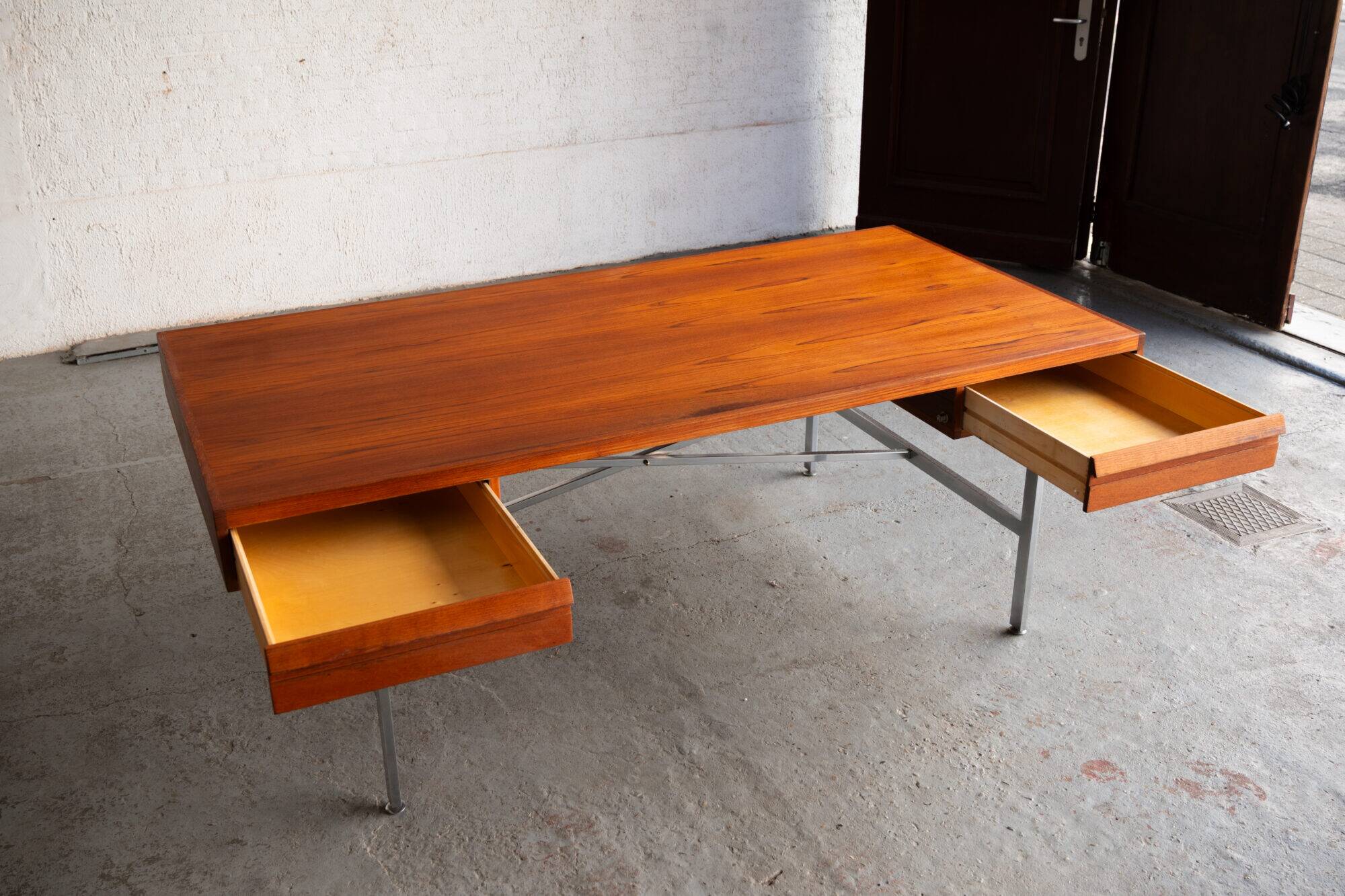 Writing desk by Illum Wikkelso