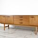 Buffet/table basse en teck « Avalon » du milieu du siècle. Style vintage élégant.