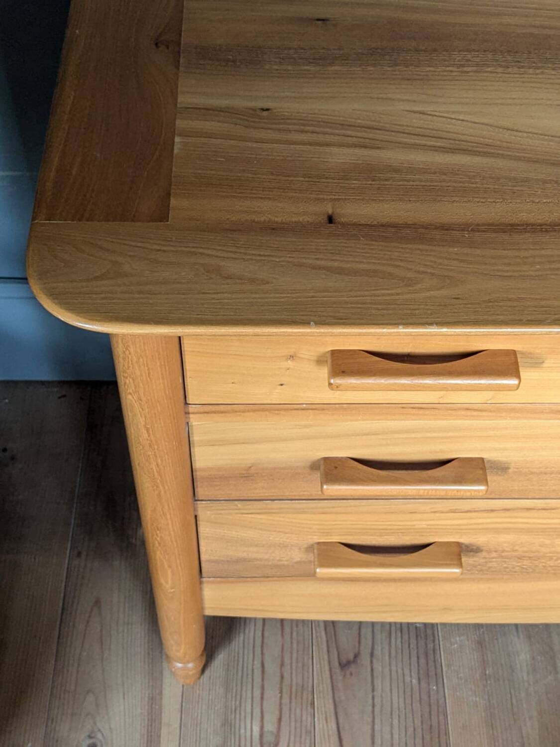 Regain chest of drawers in elm maison regain 70s/89s