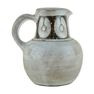 Pitcher to the geometric decoration of Michel Anasse