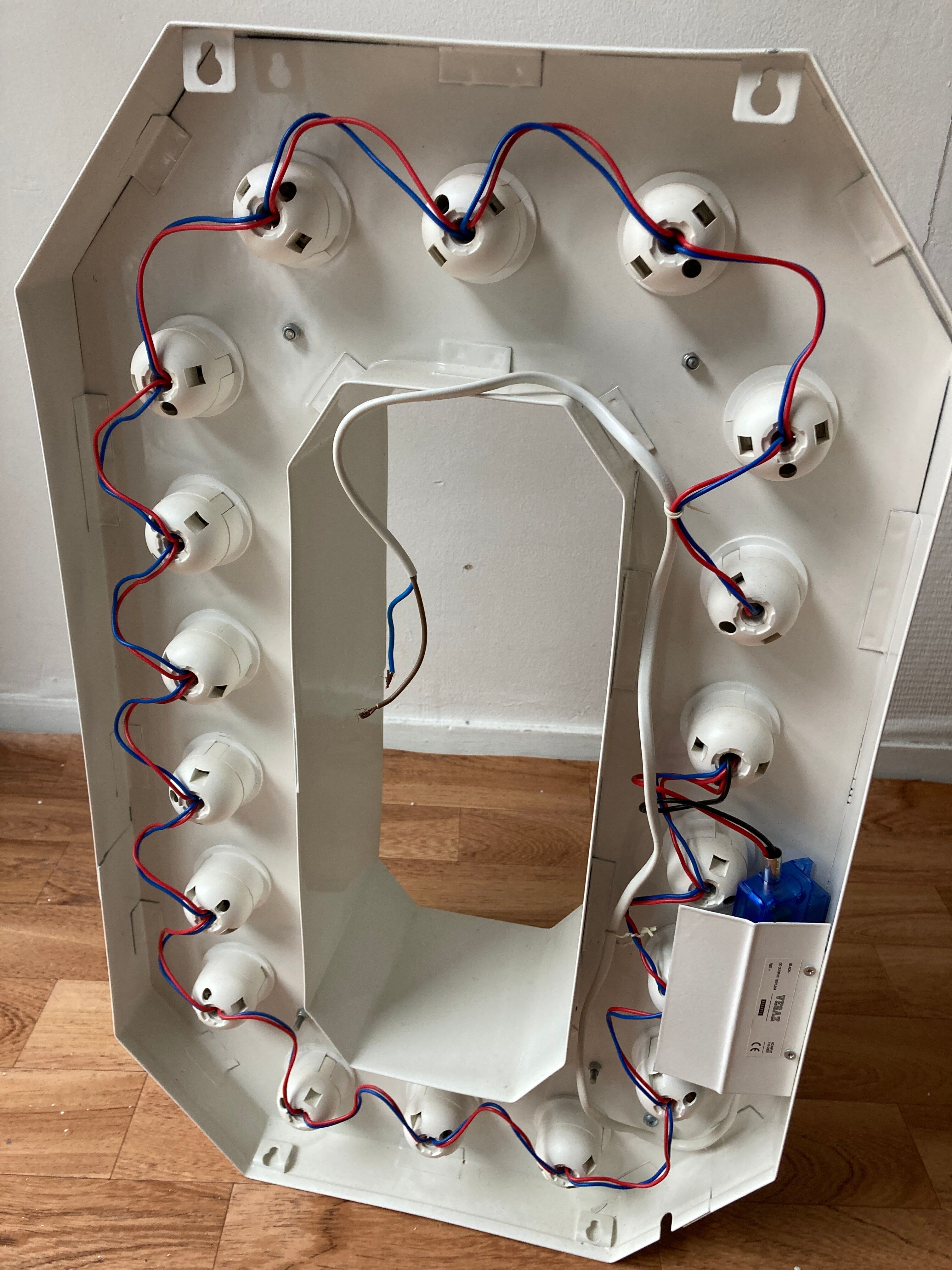 Letter O applique - Vegaz - Seletti