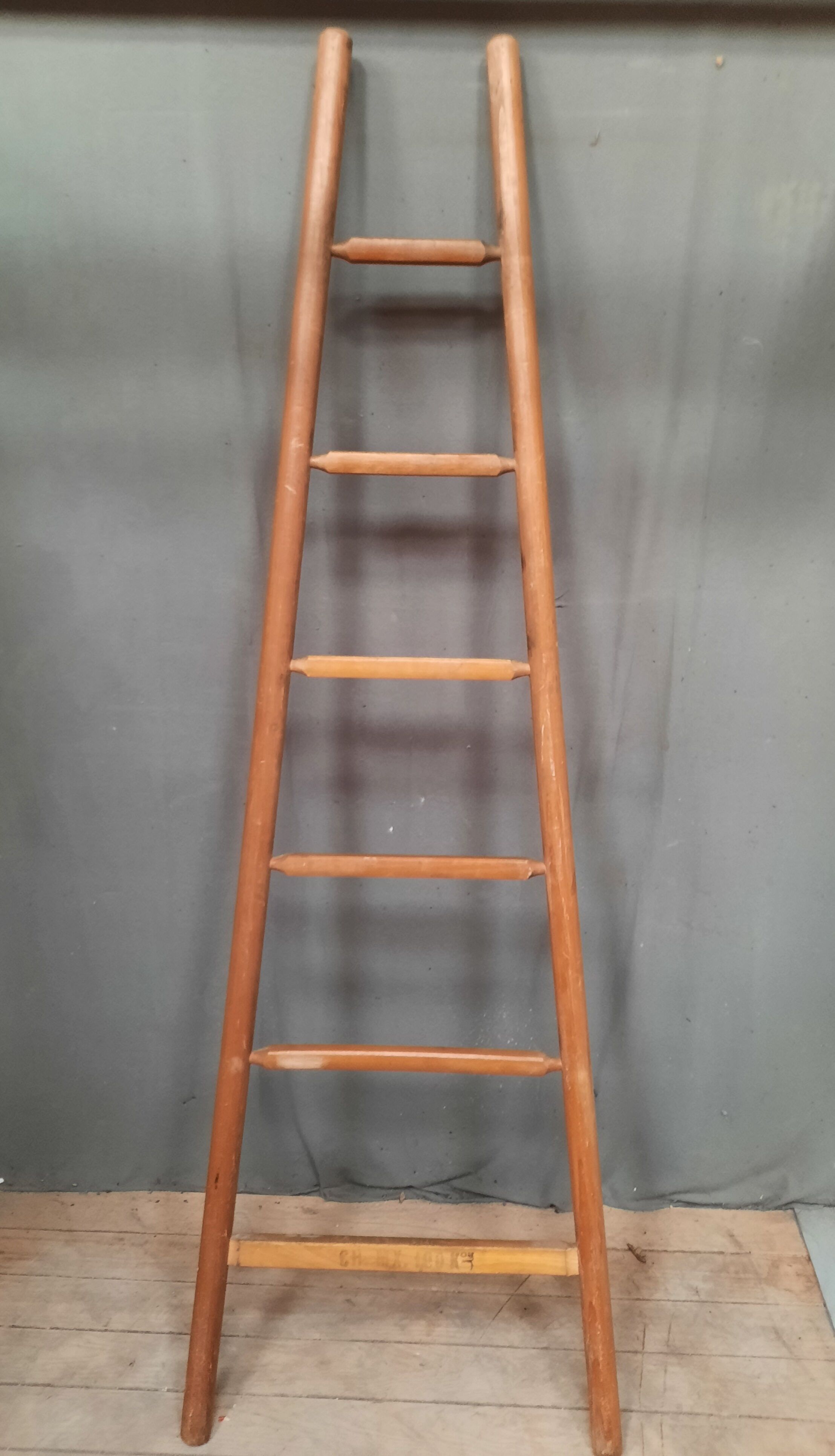 Échelle en bois