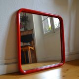 80s red post-modernist mirror dim: 60 x 60 cm