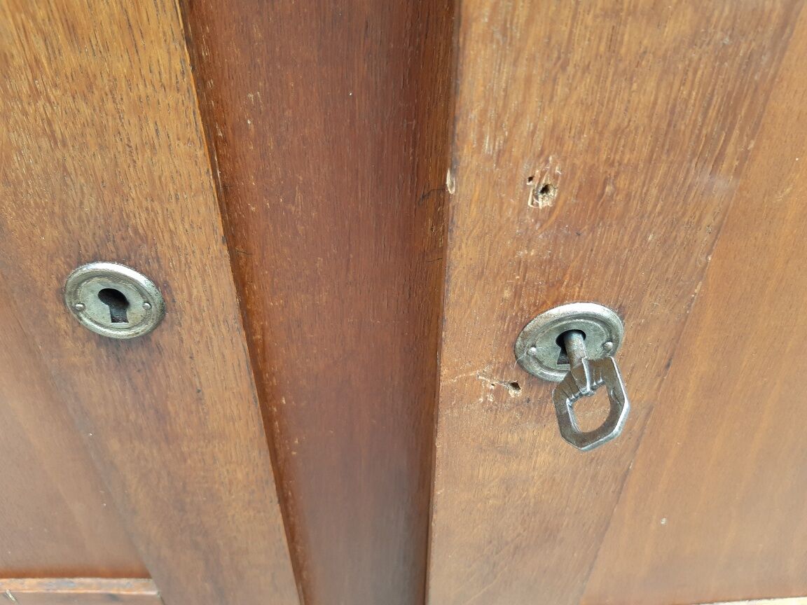 René Gabriel wardrobe