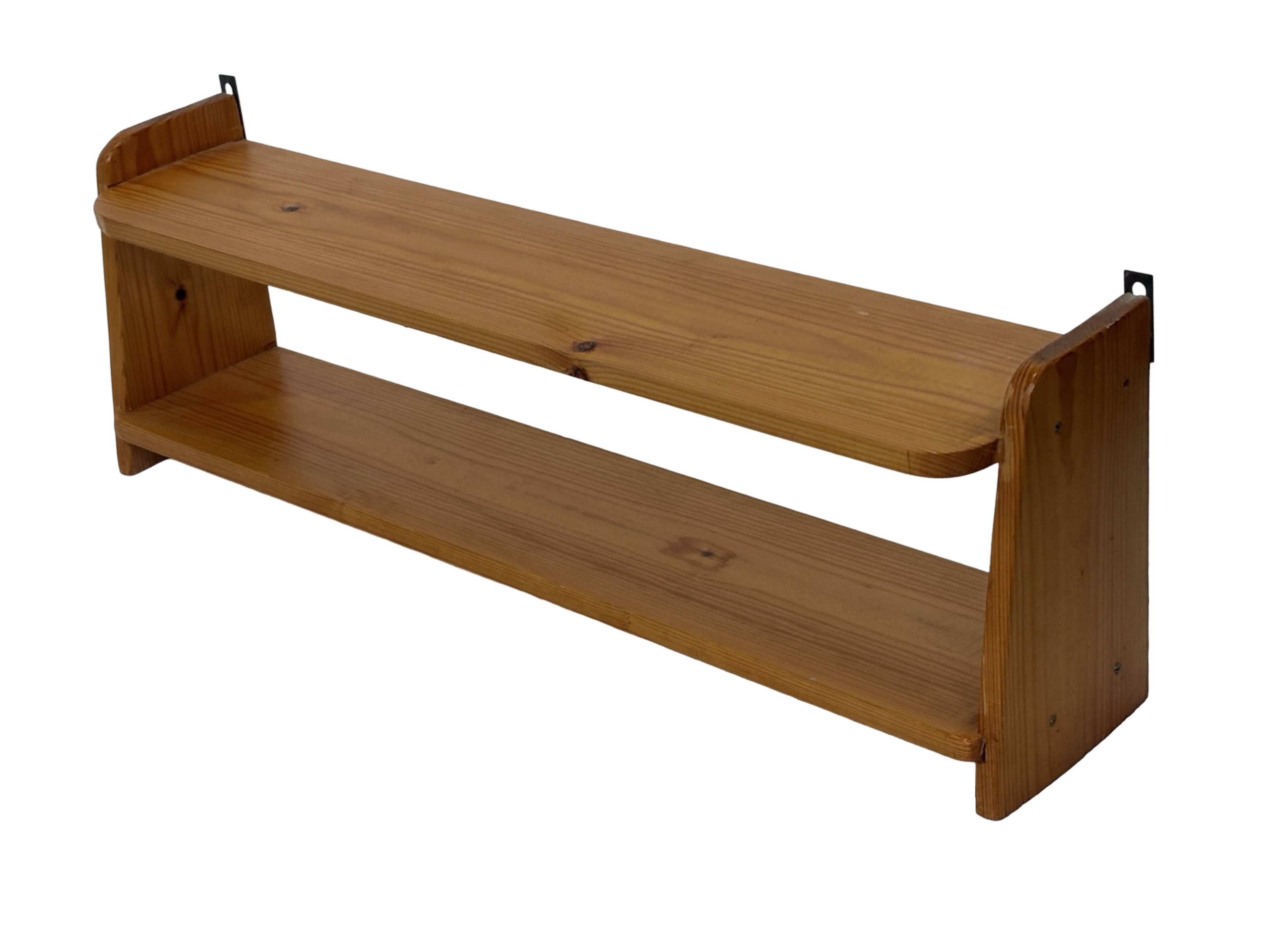 Vintage wooden wall shelve rack in pinewood minimalist design