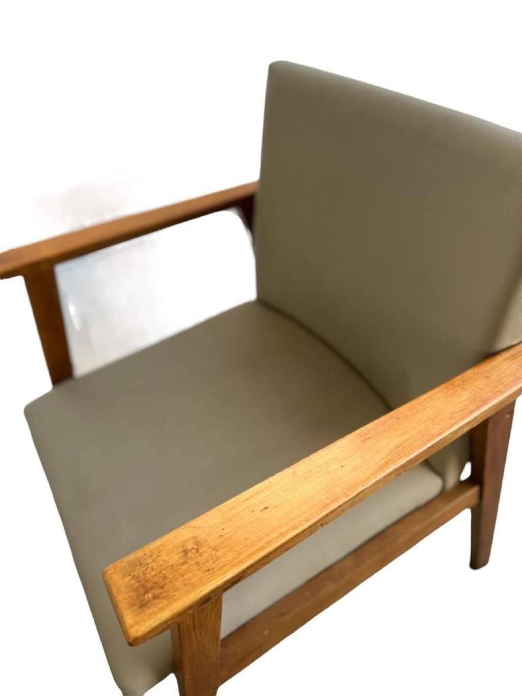 Suite de 2 fauteuils vintage / assises simples / assises club