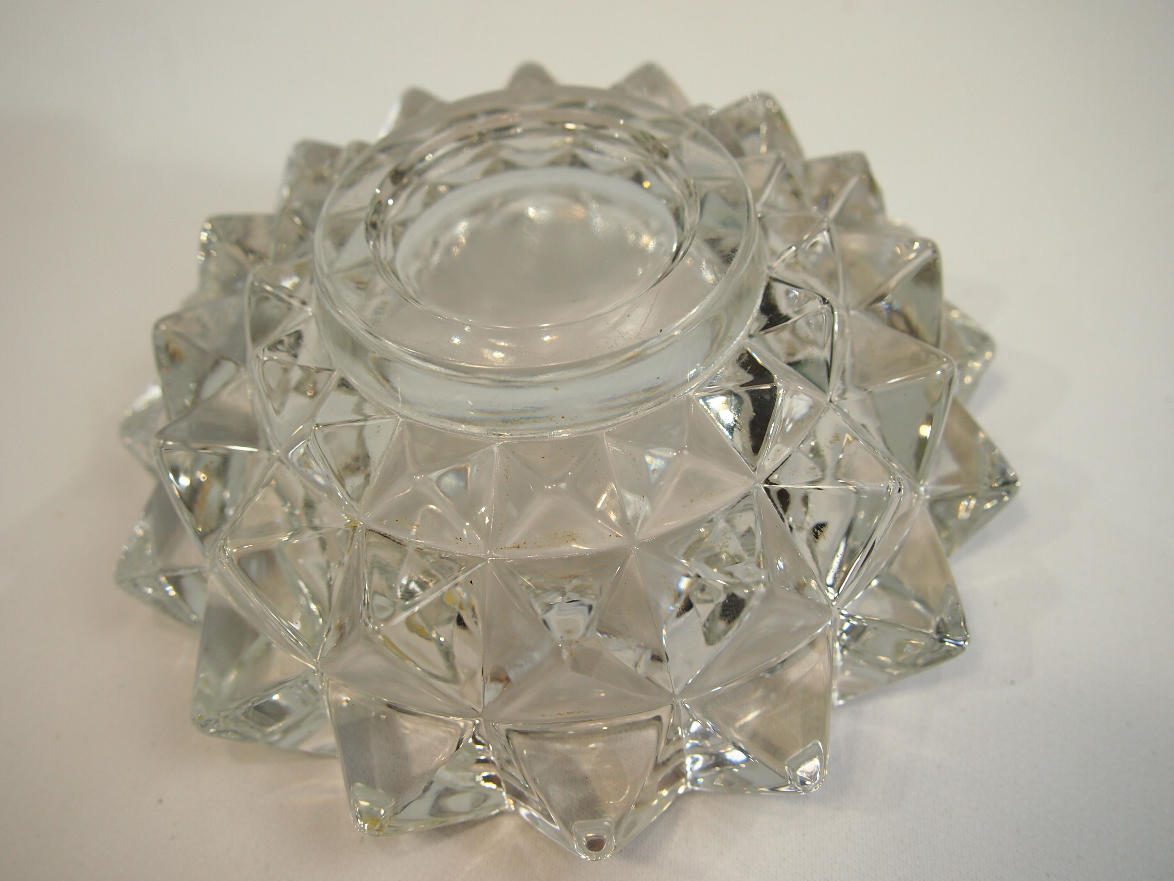 Glass/vintage ashtray