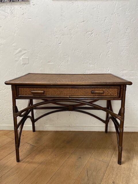 Vintage rattan and canning desk with its stool