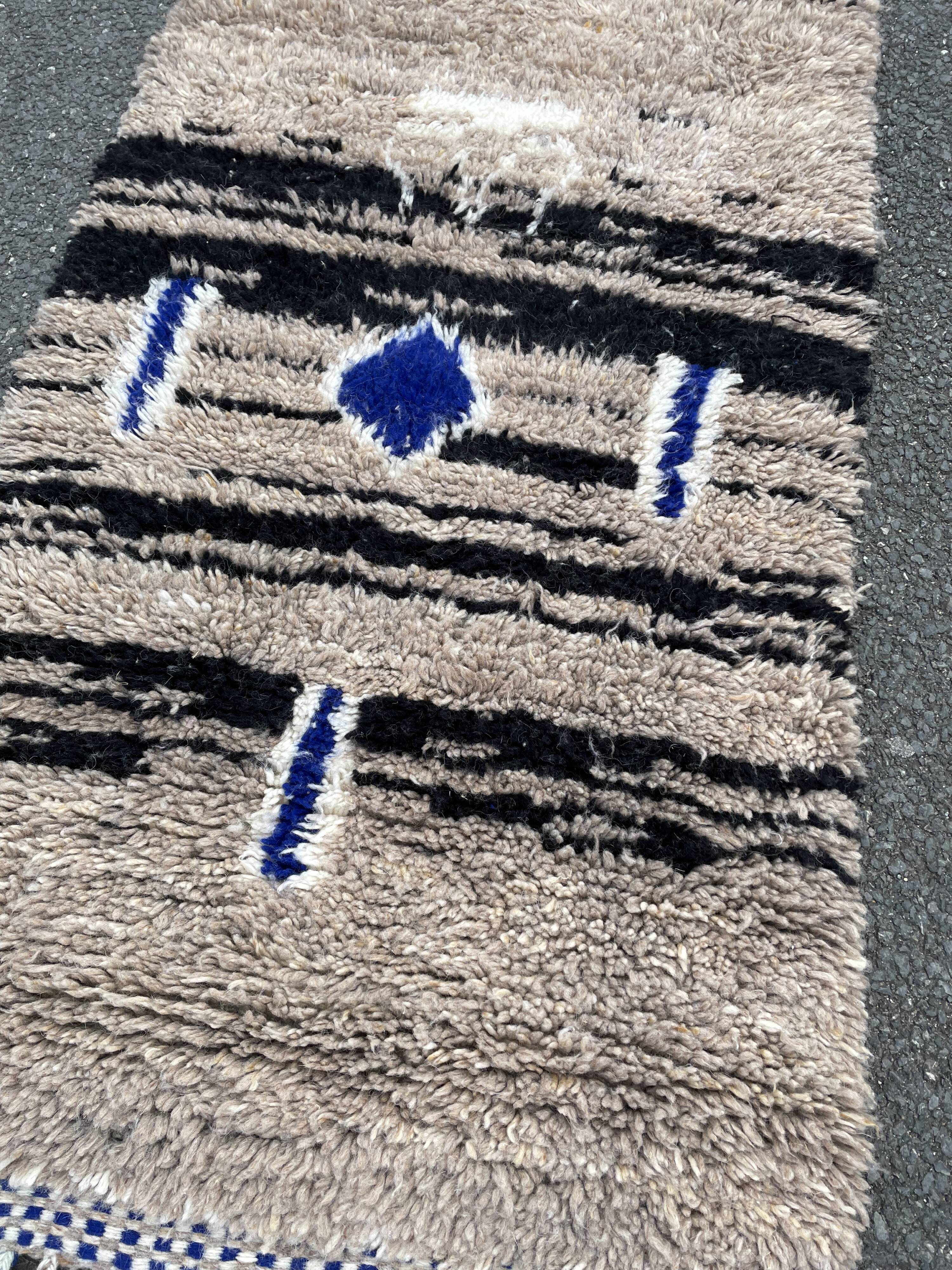 Moroccan wool hallway carpet 85x310 cm