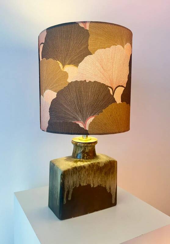 Lampe vase recyclée – Vase cheminée Scheurich "Chimney" avec abat-jour en ginkgo