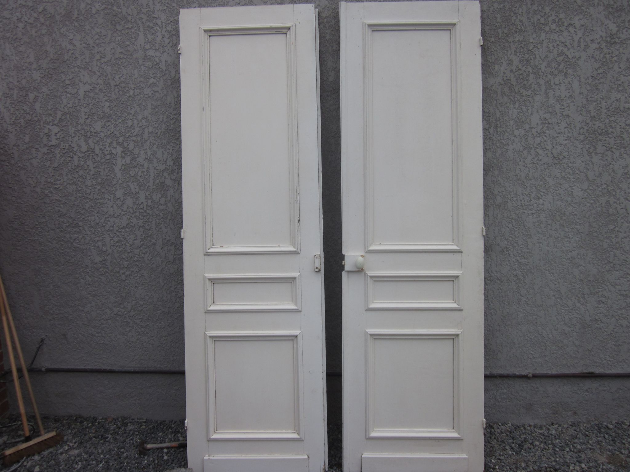 Paire de portes anciennes