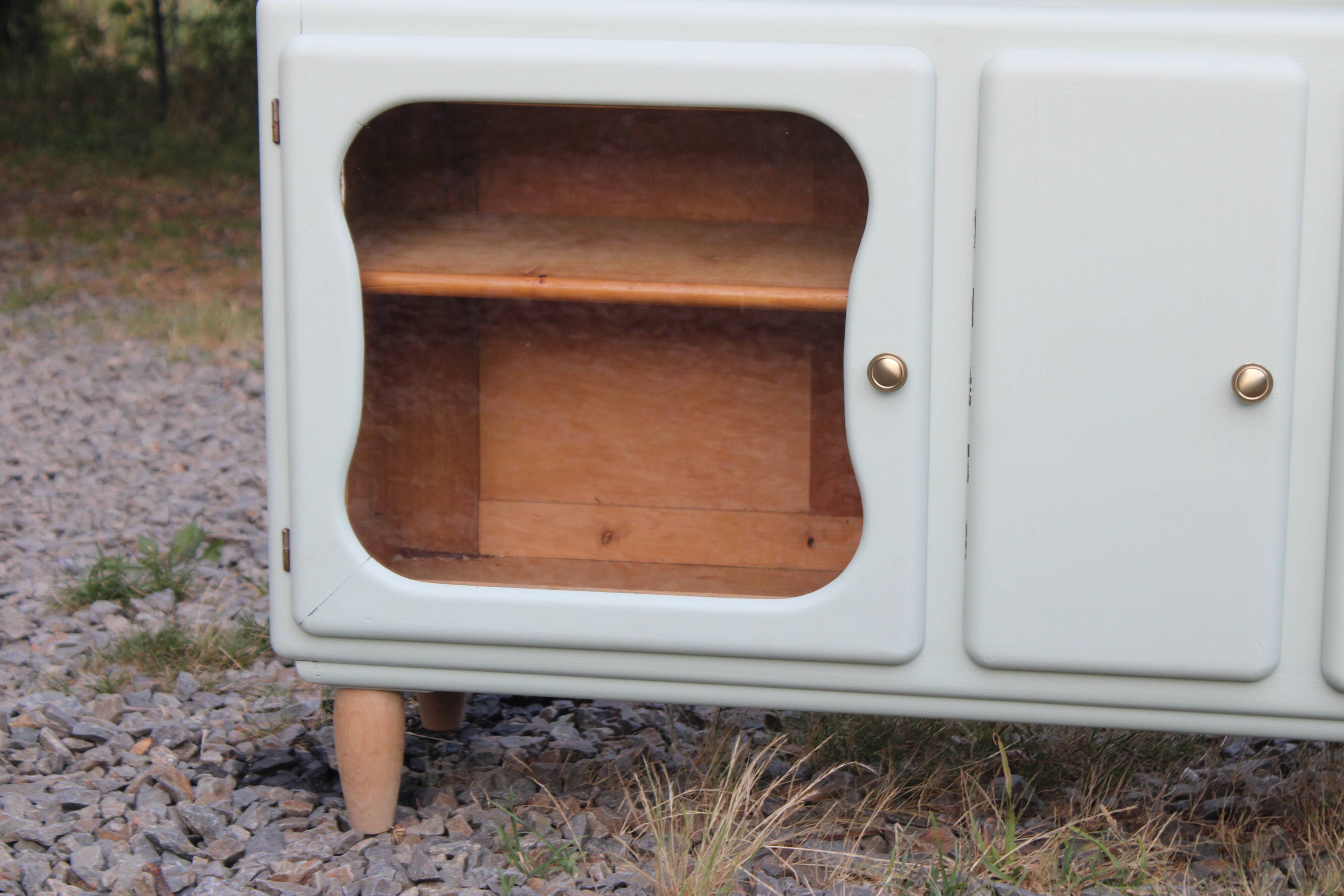 Renovated vintage buffet – Celadon Green Libéron
