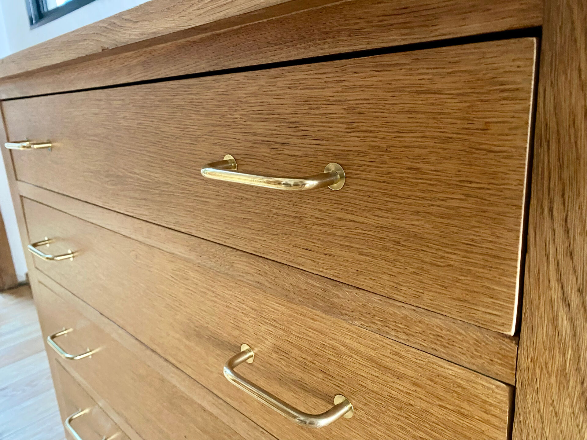 Commode années 50 en chêne clair