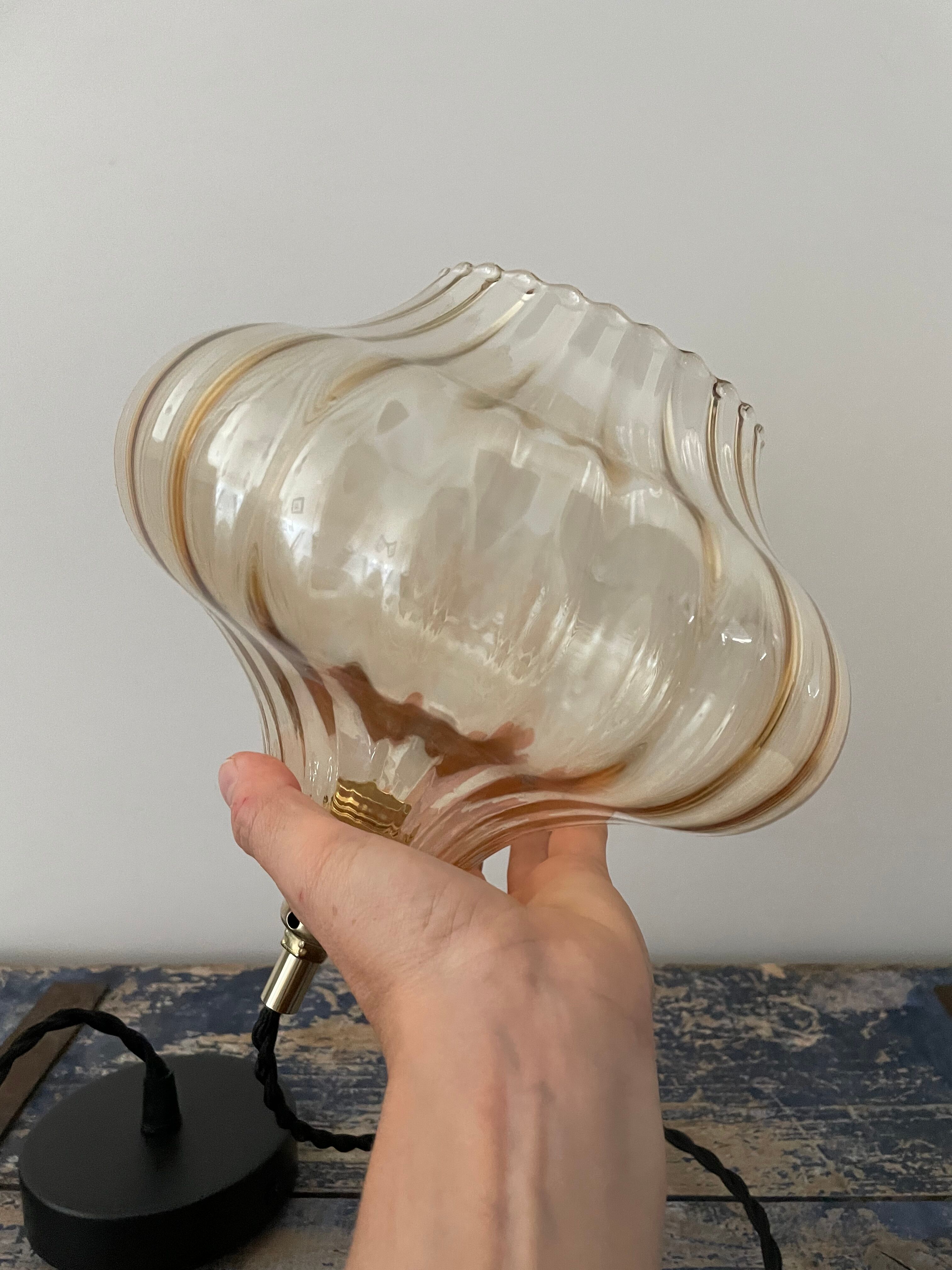 Vintage suspension lamp in electrified amber glass to nine