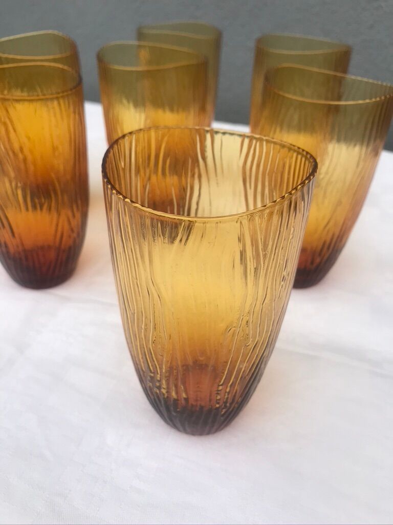 Suite de neuf verres à orangeade 1950/60