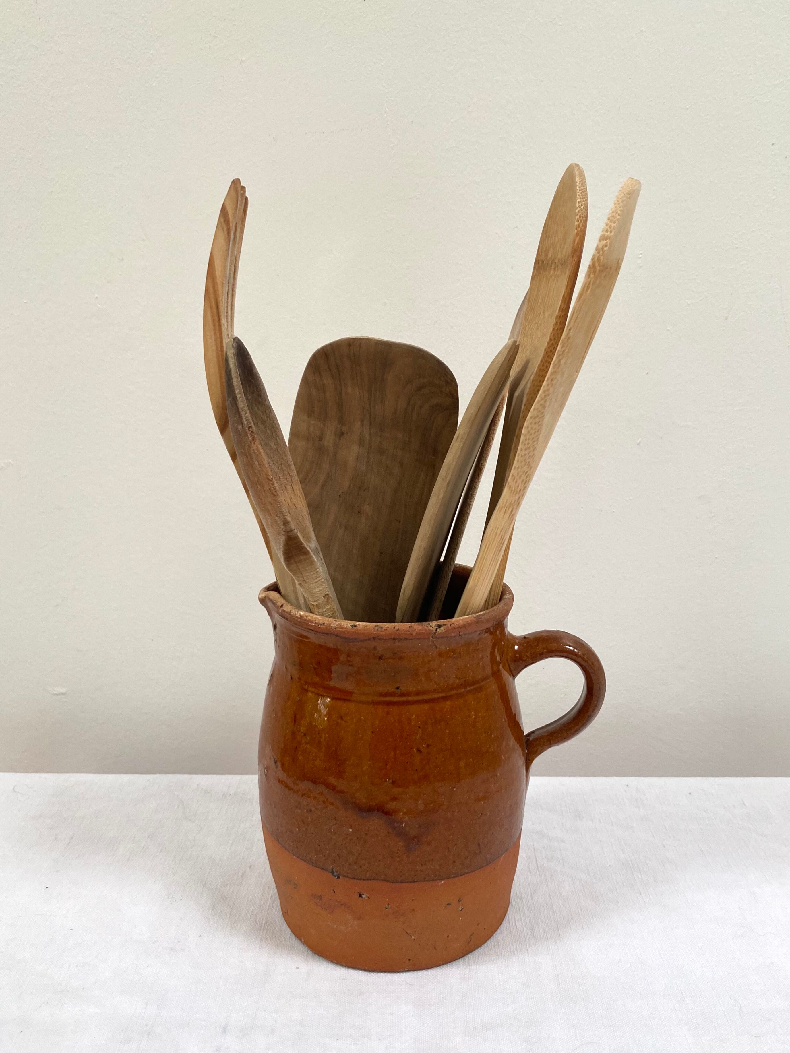 Pitcher old vase in two-tone sandstone