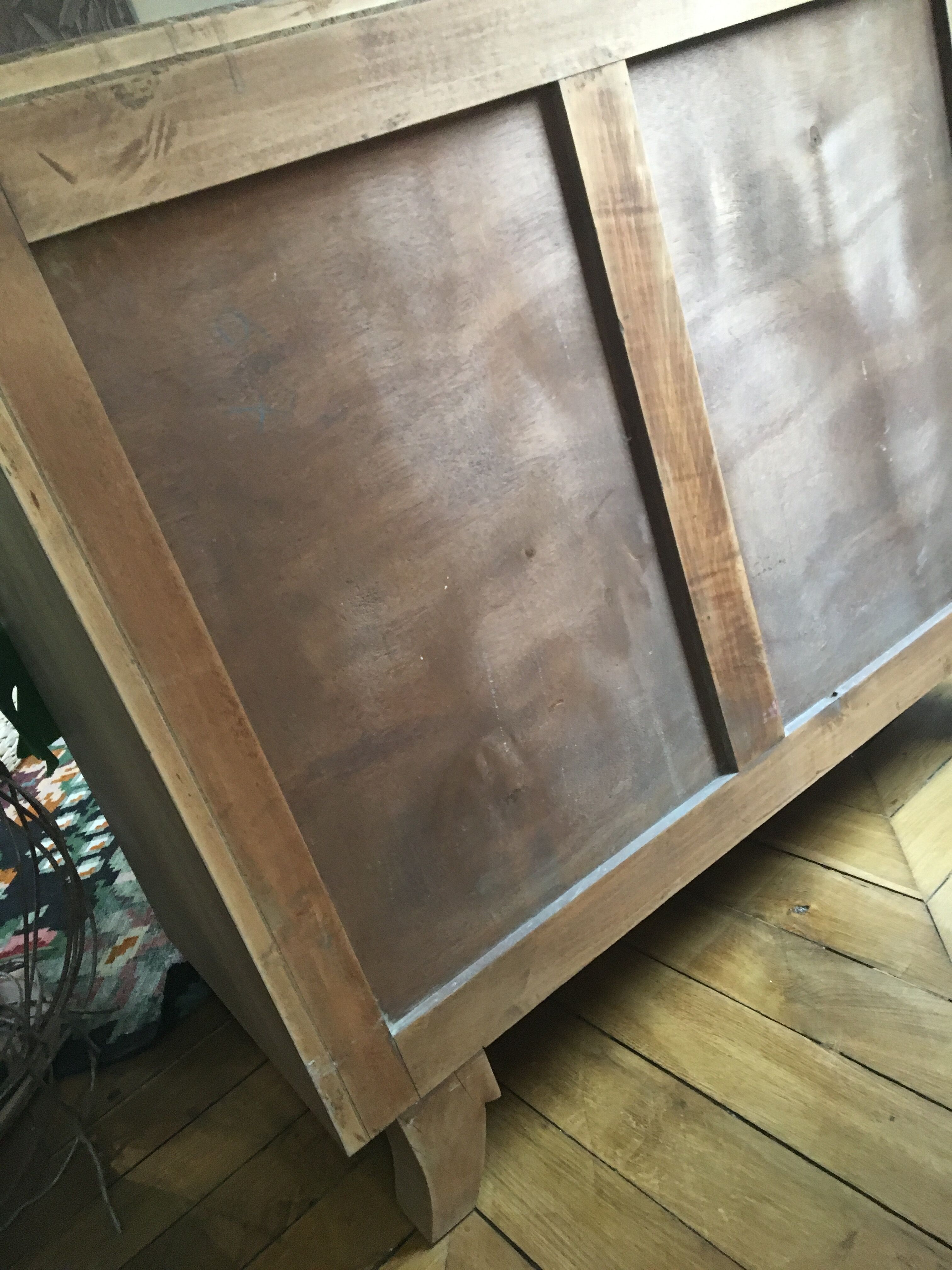 Walnut veneer chest of drawers 1930s