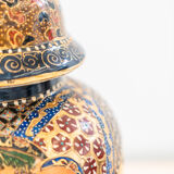 Vase en céramique chinoise peint à la main des années 1960