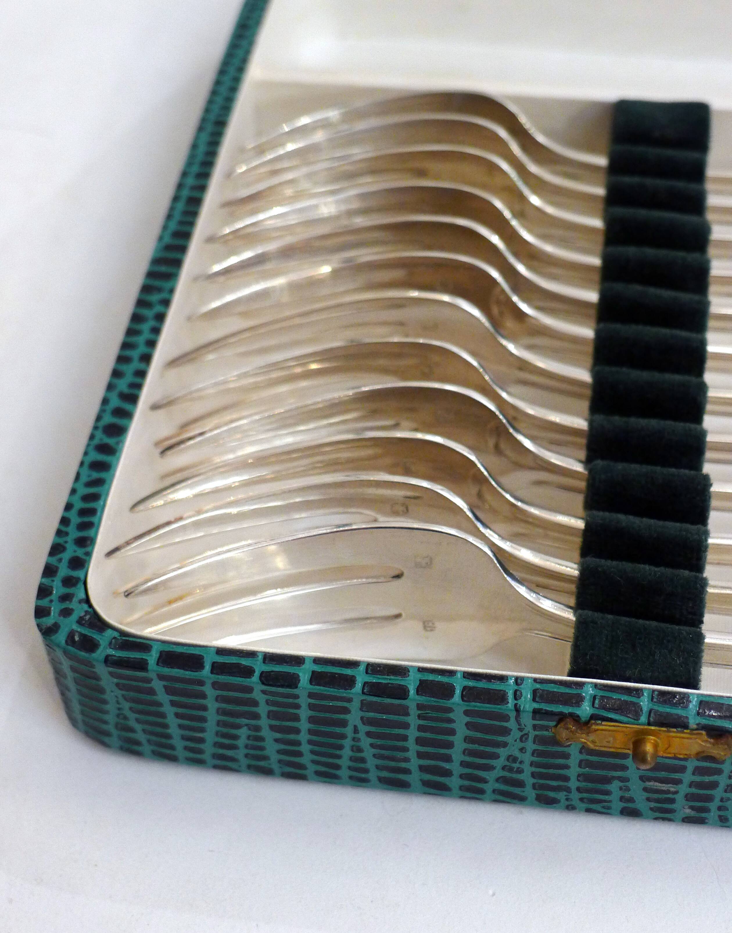 Cutlery set 36 pieces silver metal