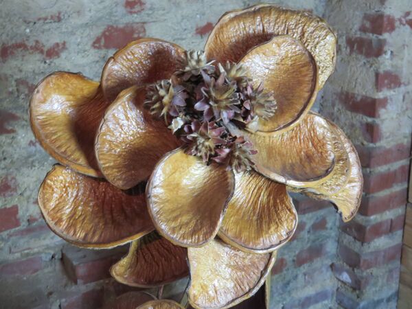 Lampe vintage en feuilles et fleurs de bananier séchées 70