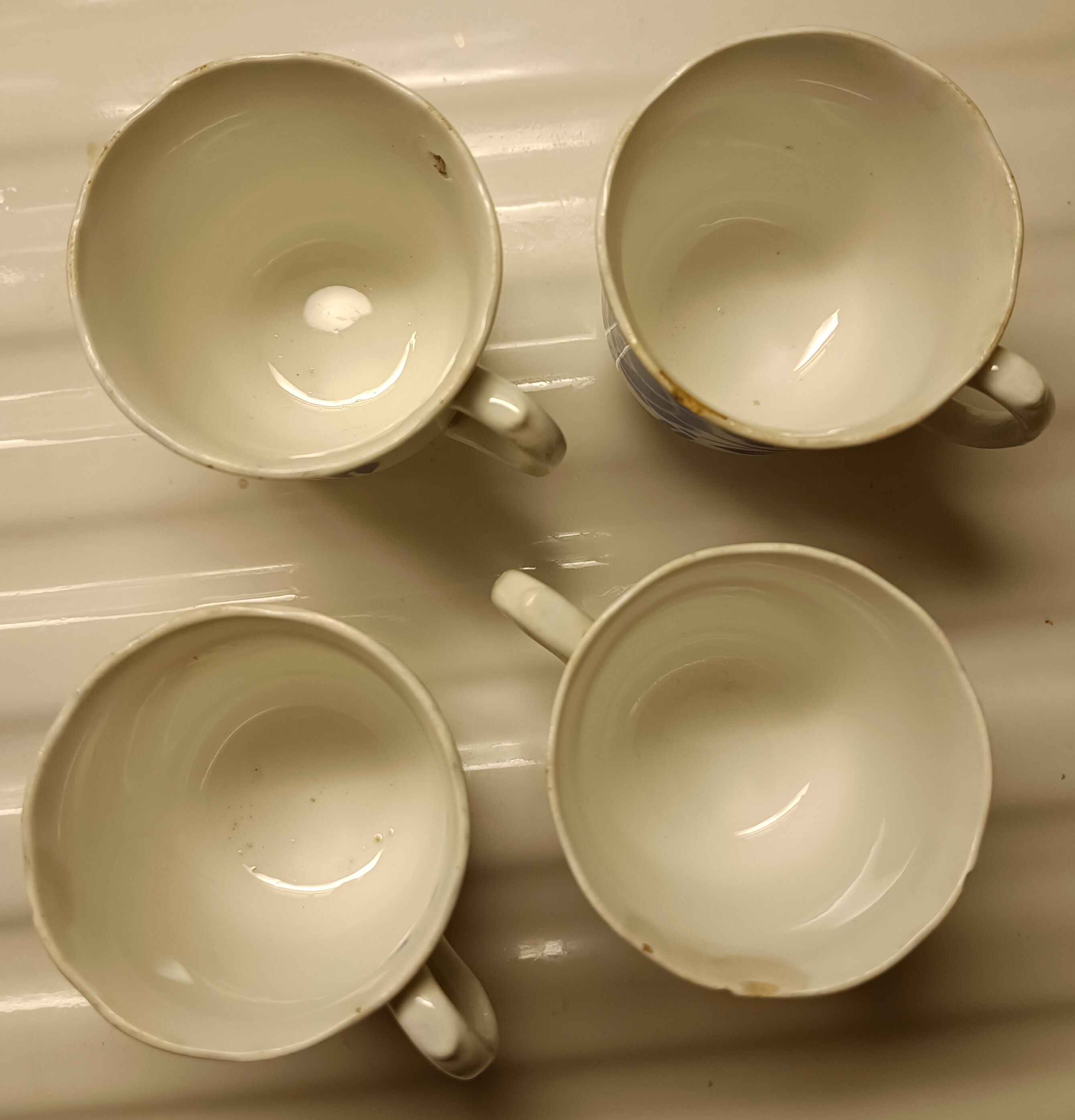 4 tasses terre de fer Digoin Sarreguemines